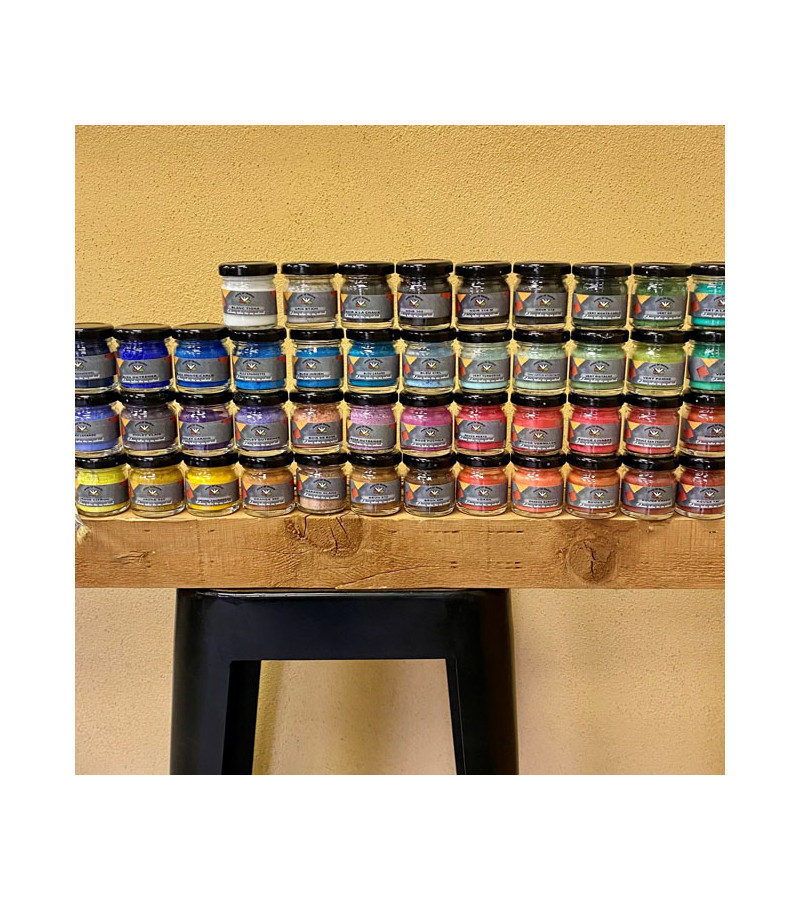 SAMPLES 44 SYNTHETIC PIGMENTS